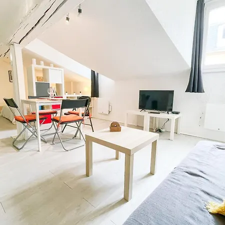 #eh Le Rousseau Apartment *